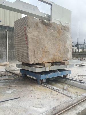 Maszyna do piły z diamentowym drutem CNC z maksymalnym rozmiarem obróbki 3500*3000*1800mm i głównym silnikiem 11kw do cięcia kamienia