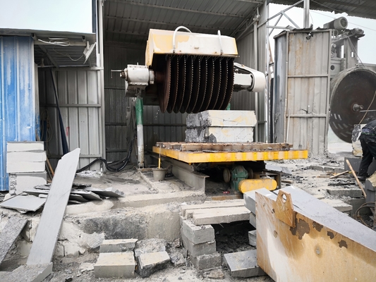 Materiał metalowy 4 sztuk Maszyna do cięcia balusterem