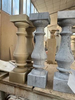 Dwie maszyny do cięcia kolumn baluster z dużą siłą cięcia i 7.5kw silnikiem głównym