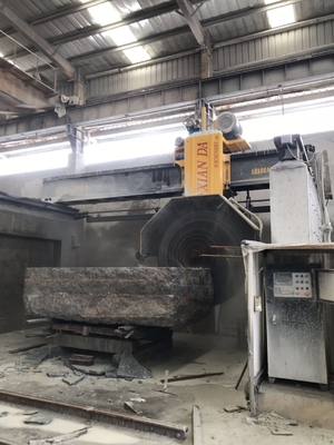 zużycie wody 15m3/h maszyna do cięcia bloków granitu i marmuru moc brutto 57/67kw