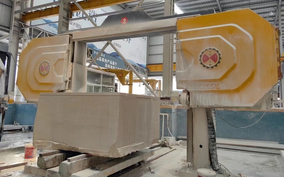 Diamentowa piła drukowana w obrębie maksymalnej obróbki Rozmiar 2000*3000*1500mm I waga brutto 5500kg