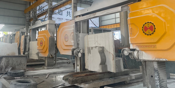 Maszyna do piły drutu diamentowego CNC o 5 ośach z obracającym się stołem roboczym 360° do kształtowania 3D