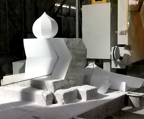 Maszyna do piły drutu diamentowego CNC o 5 ośach z obracającym się stołem roboczym 360° do kształtowania 3D