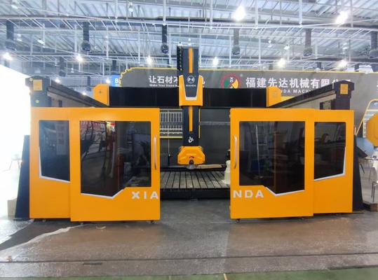 5-osiowy router CNC z 20 kW BT40 Węzeł Prawdziwe 5-osiowe sterowanie równoczesne i hybrydowy projekt stołu do precyzyjnego cięcia kamienia
