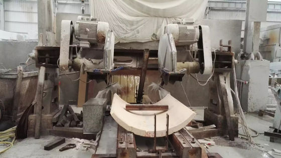 Wysokiej dokładności automatyczna dwuczęściowa maszyna do cięcia krawędzi kamienia do wycinania płyt kolumn