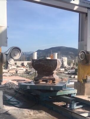 Precyzyjna 5-osiowa maszyna CNC do cięcia drutem diamentowym Discovery 5