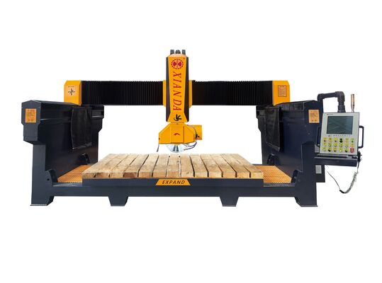 Maszyna do cięcia mostów o osi 4+1 z 3200x2000 mm stołem roboczym i silnikiem o mocy 15kw/18.5kw do precyzyjnego cięcia kamienia