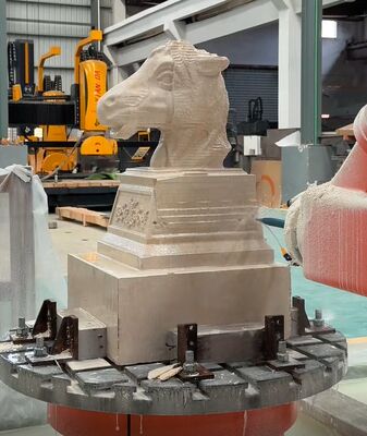 6-osiowa robotyczna maszyna do cięcia kamienia CNC ze sterowaniem interpolowanym i wrzecionem BT40 do wielkoskalowego rzeźbienia do 3100 mm