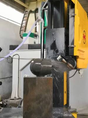 5-osiowa drutowa piła diamentowa CNC do marmuru i granitu o kształtach 3D