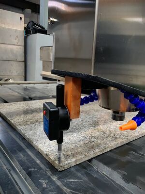Elektryczna maszyna do rzeźbienia kamienia CNC z precyzją 0,02 mm i prędkością powietrza 15 m / min dla kamienia wybrukowego dotykowego