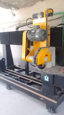 Dwuczęściowa maszyna do cięcia tralek CNC do granitu marmurowego