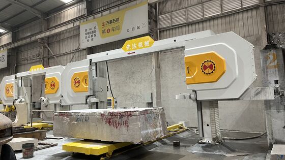 Czteroosiowa maszyna do piły diamentowej CNC z maksymalnym rozmiarem obróbki 2500×3000×1500mm i reduktorem wysokiej precyzji i serwomotorem