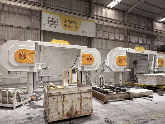 Czteroosiowa maszyna do piły diamentowej CNC z maksymalnym rozmiarem obróbki 2500*3000*1500mm oraz reduktorem wysokiej precyzji i serwomotorem